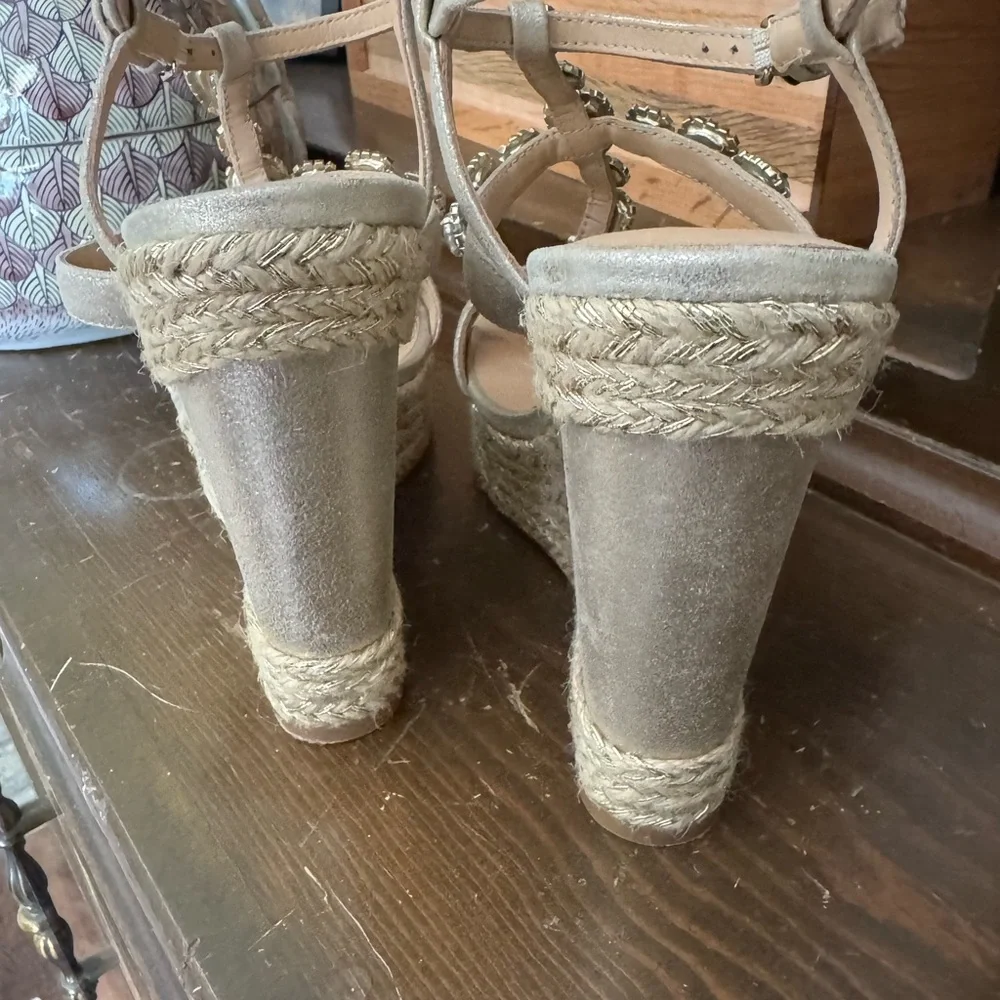 Badgley Mischka Women’s Coco Espadrille Wedge Sandal - Picture 9 of 10